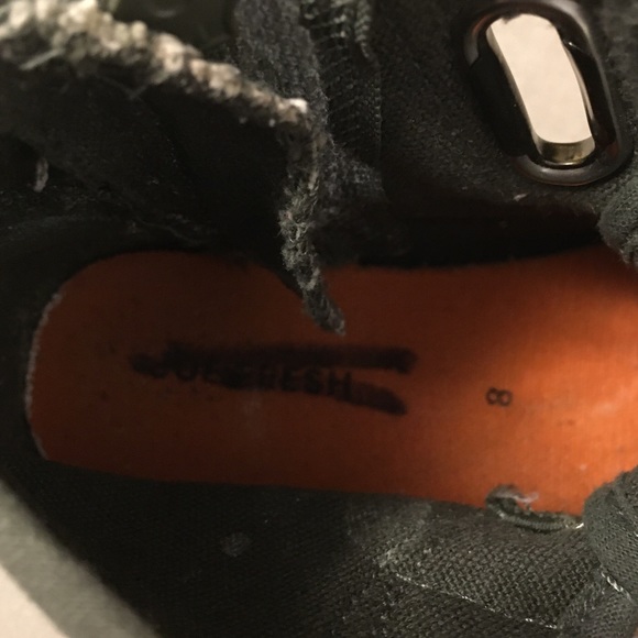 Joe Fresh Toddler Boys Camo high-top sneakers - Picture 8 of 9